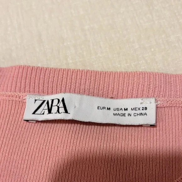 Zara puff sleeve top - Picture 2 of 3
